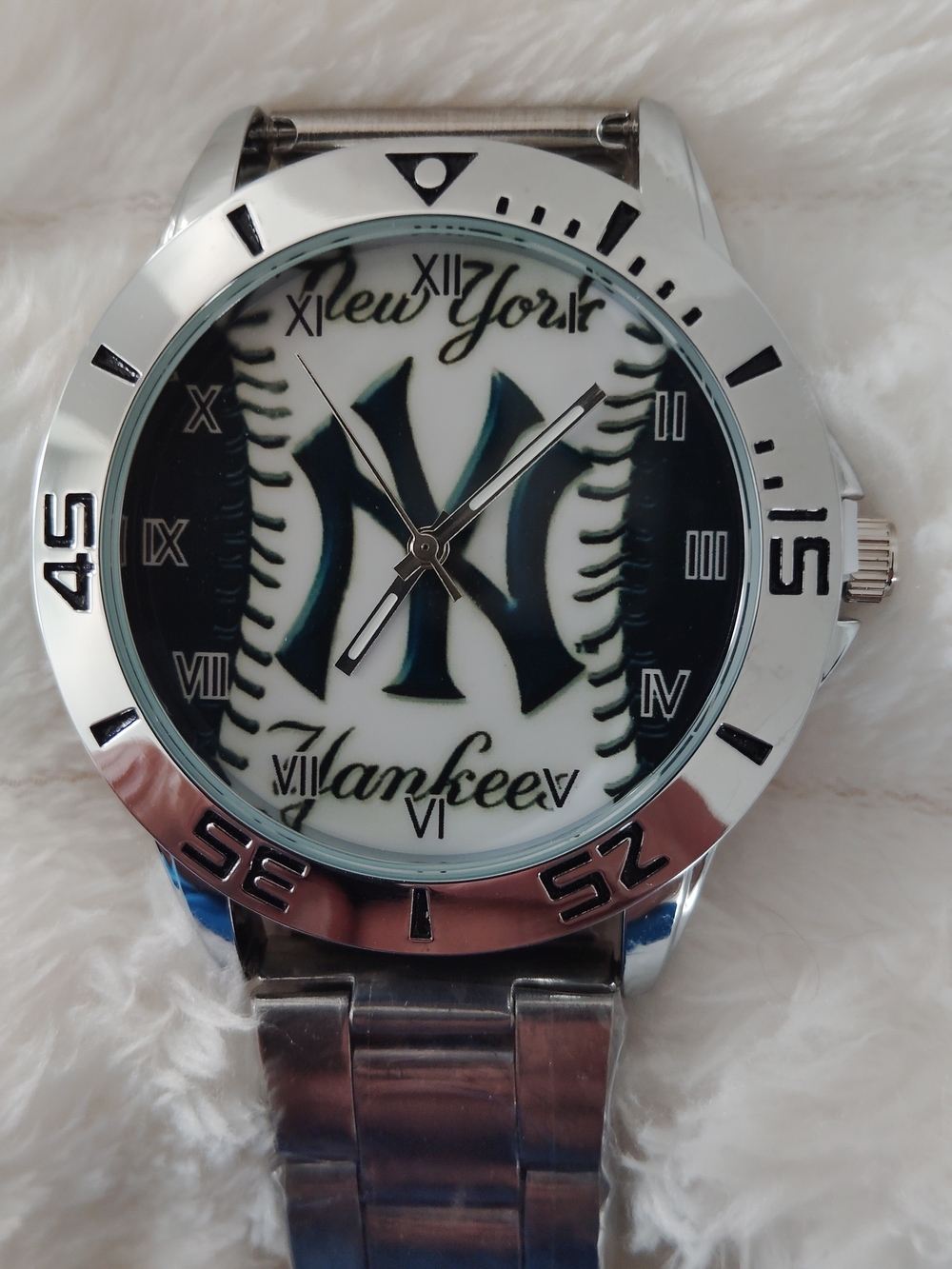 New York Yankees Logo Stainless Steel Watch - Silver & Navy